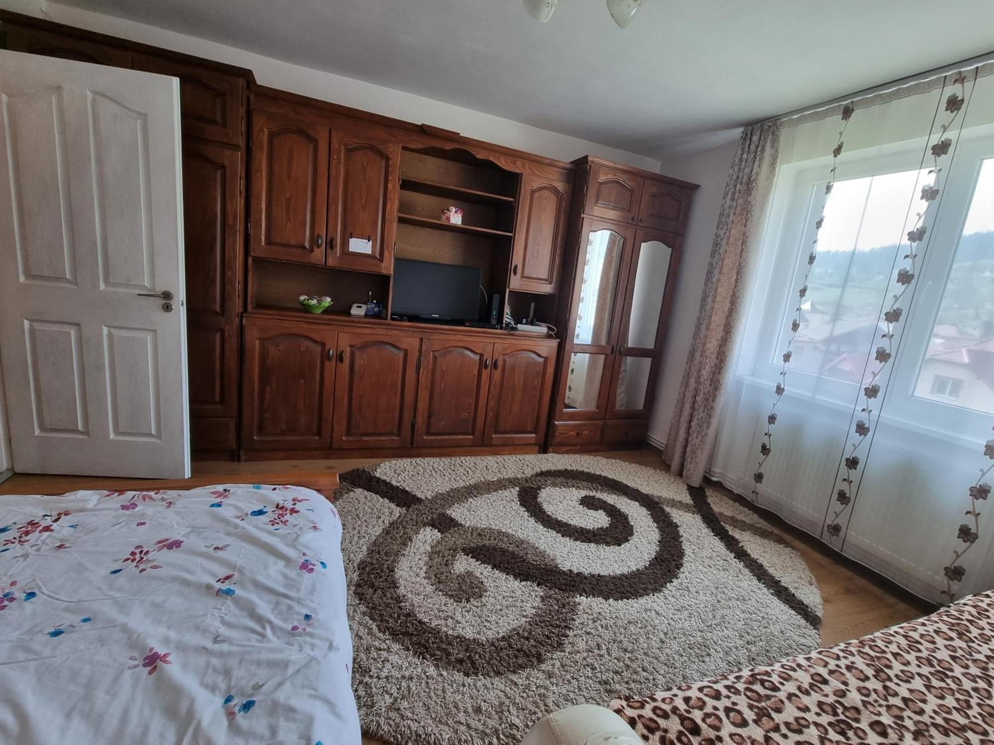 Апартаменти Garsoniera Emilia Кимпулунг-Молдовенеск Екстер'єр фото